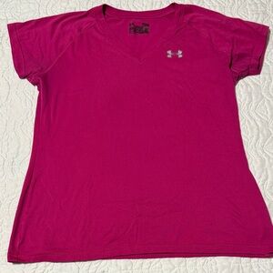 Under Armour Women's Magenta V-Neck Tee